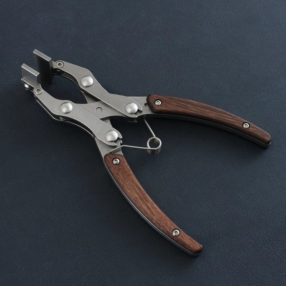Pinze a ganasce piatte da 38 m - Pliers recensione e prezzo