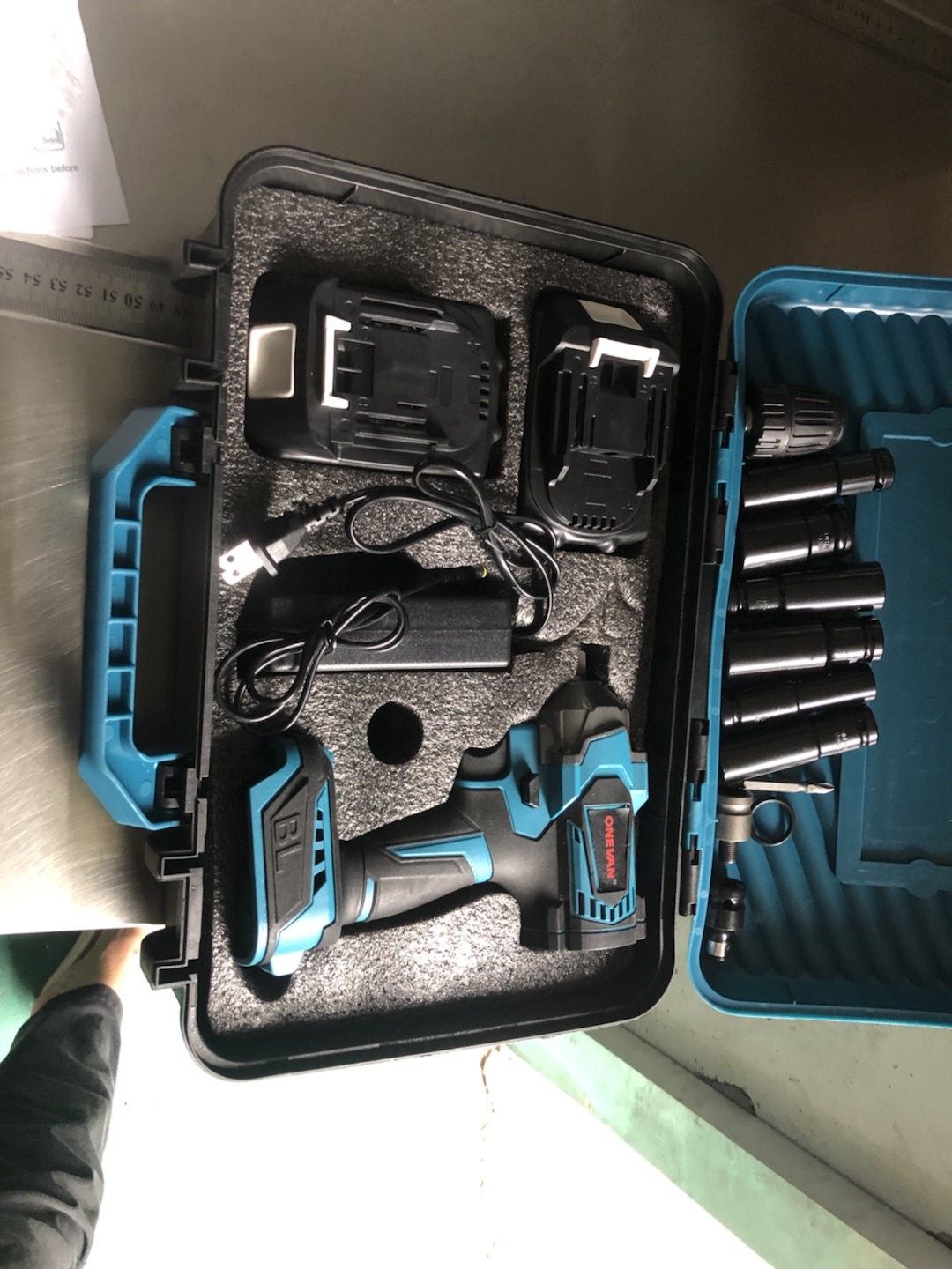 Avvitatore a impulsi elettrico - Socket Wrench recensione e prezzo